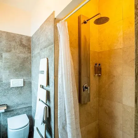 My Tiny 招待所 3*