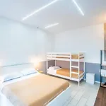 ゲストハウス My Tiny 4*