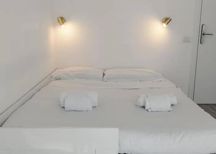 My Tiny Πανσιόν 4*