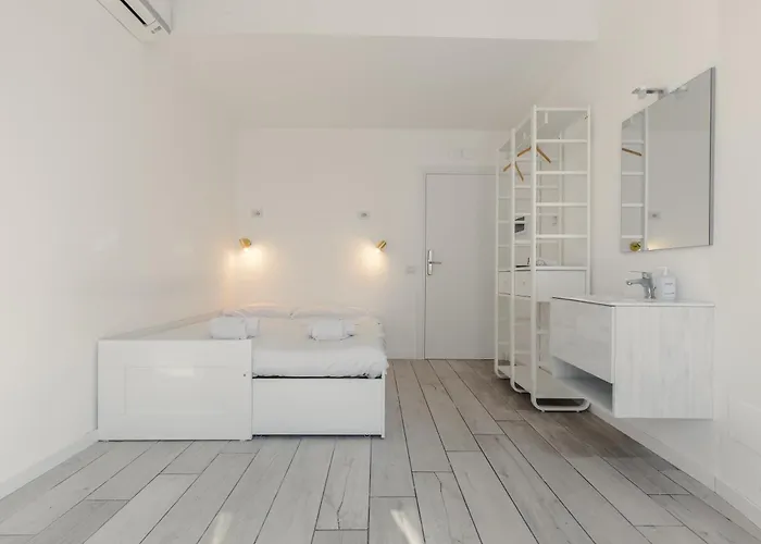 My Tiny Πανσιόν 4*